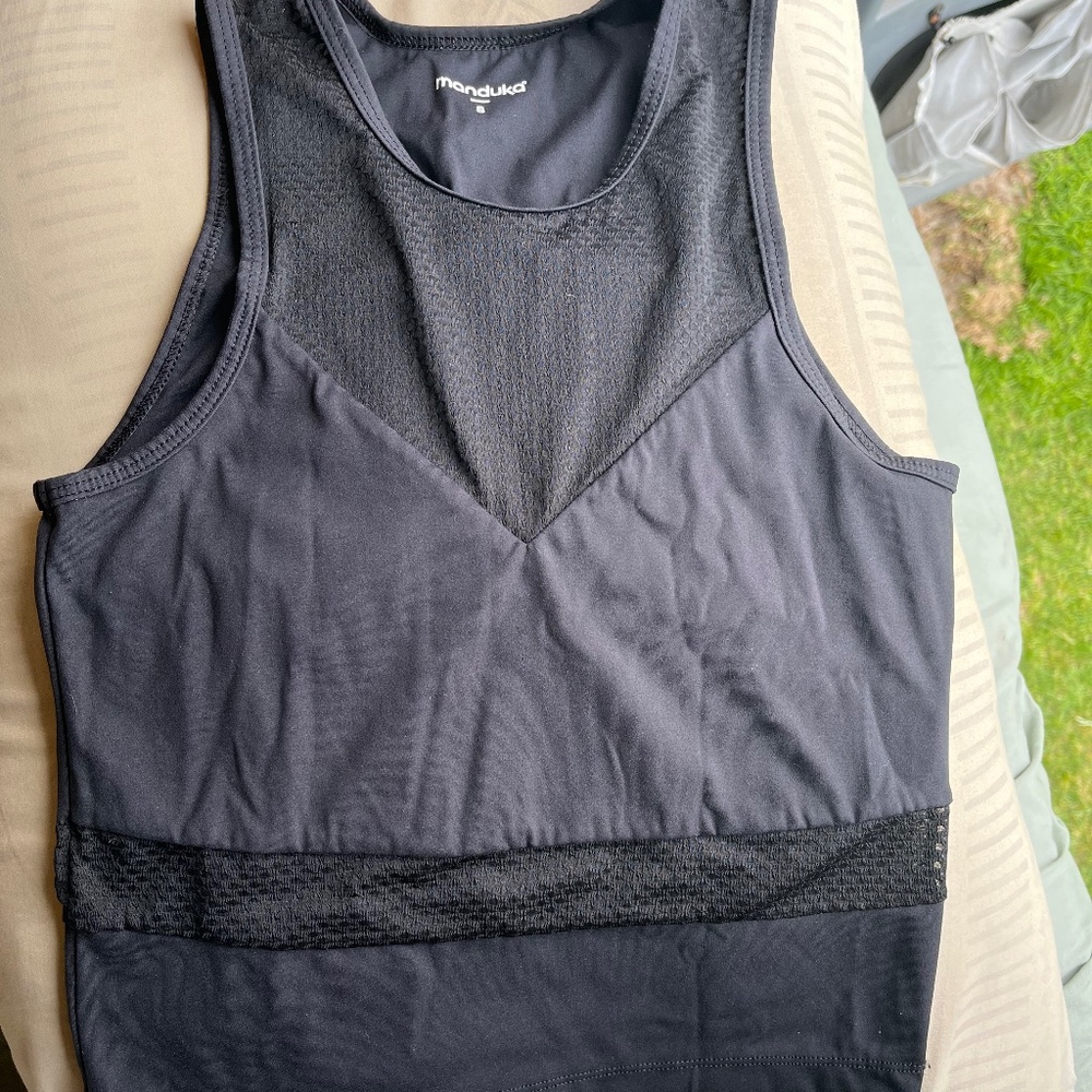 Manduka yoga top